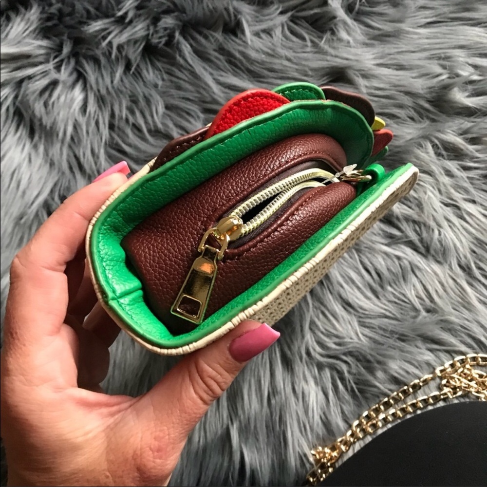 NWT 🌮 TACO TUESDAY CLUTCH • PURSE • CROSSBODY - Picture 5 of 8